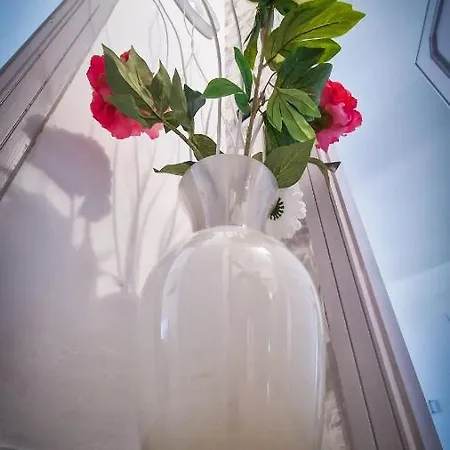 ｐｏｍｐｅｉ ｉｎ ｌｏｖｅ *